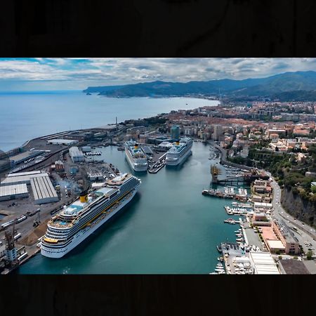 Apartmán Il Talismano-In Citta -Vicino Al Mare Savona Exteriér fotografie